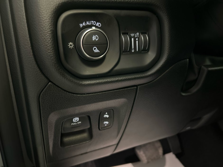 Ram 1500 SPORT 2025