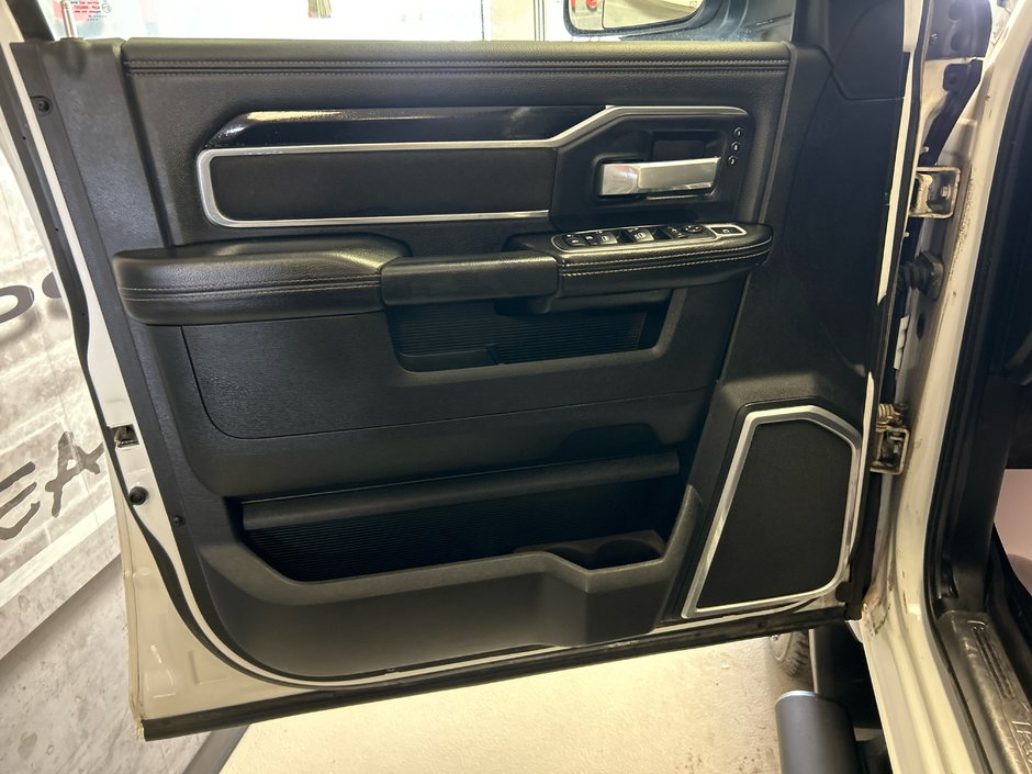 2022 Ram 2500 CREW Laramie