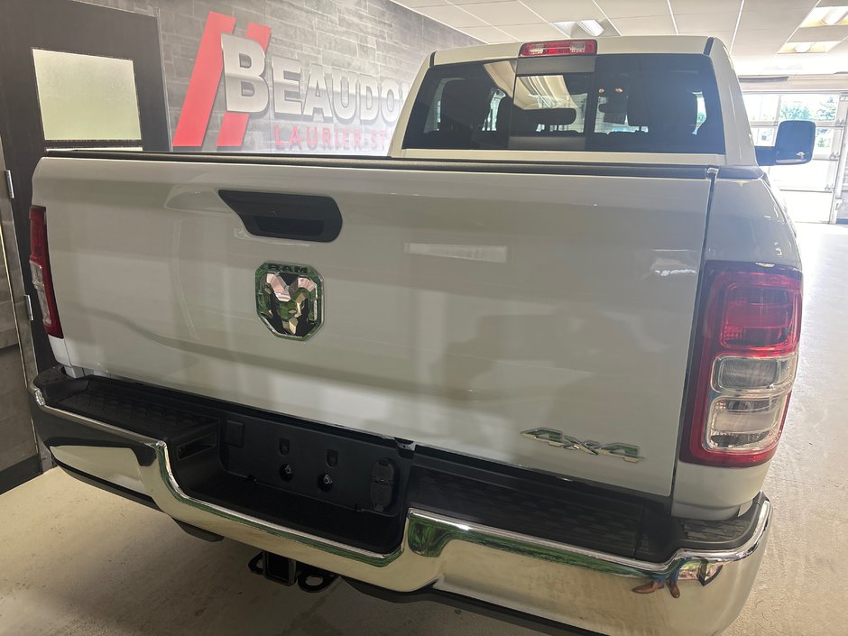 Ram 2500 TRADESMAN 2024