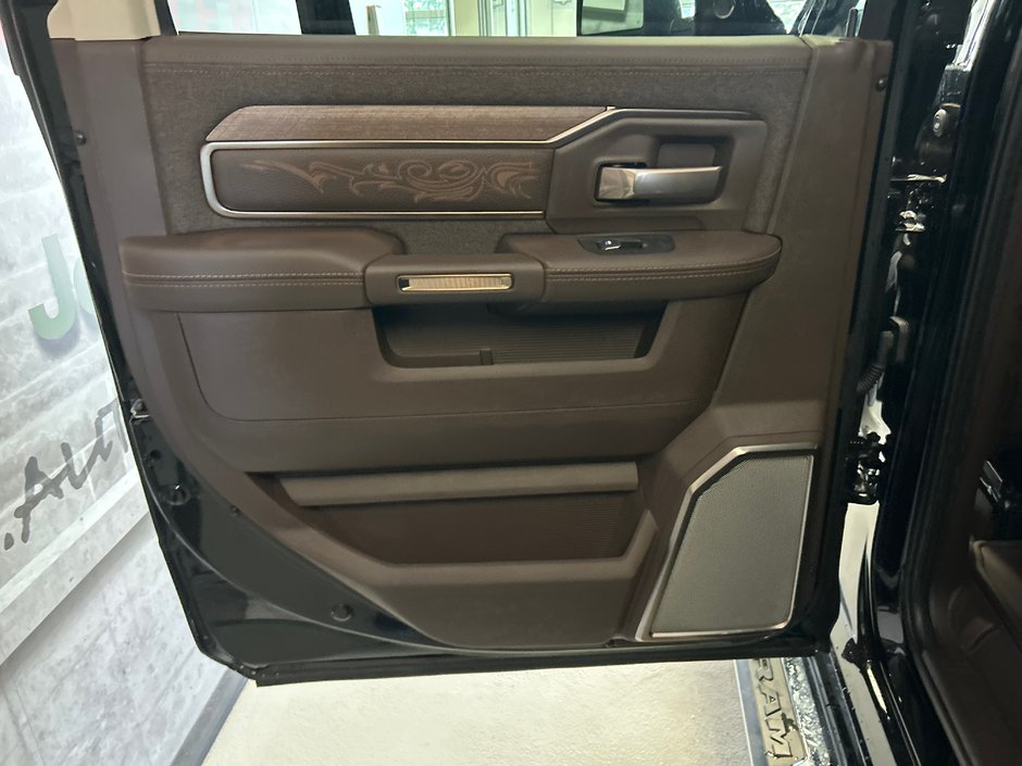 Ram 2500 LIMITED LONGHORN 2025