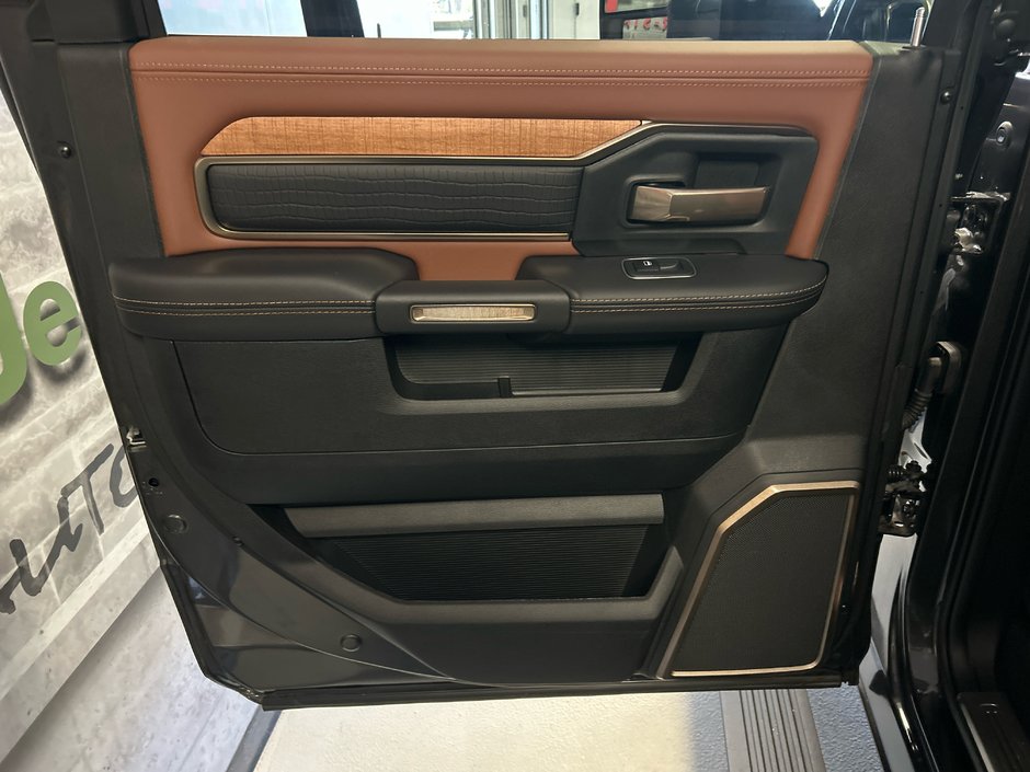 Ram 3500 LIMITED LONGHORN 2024