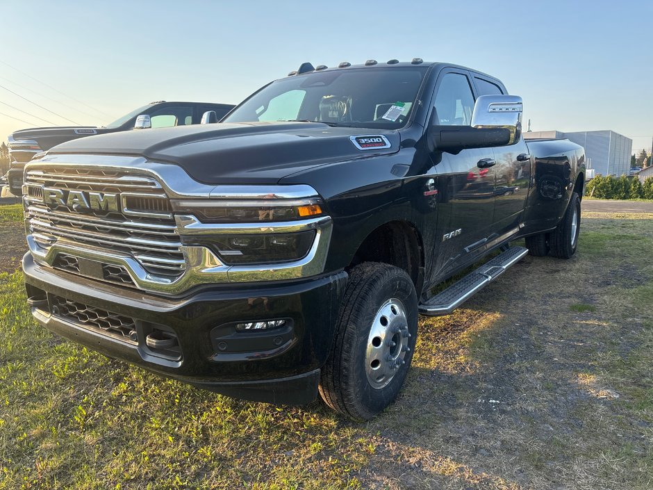 Ram 3500 LARAMIE 2025