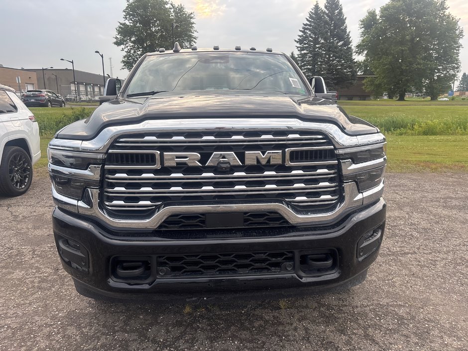 Ram 3500 LIMITED LONGHORN 2025