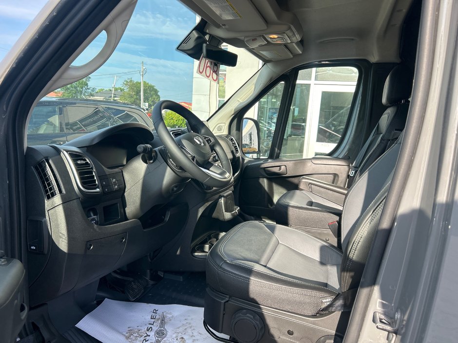 Ram PROMASTER CARGO VAN 2500 SLT+ 2025