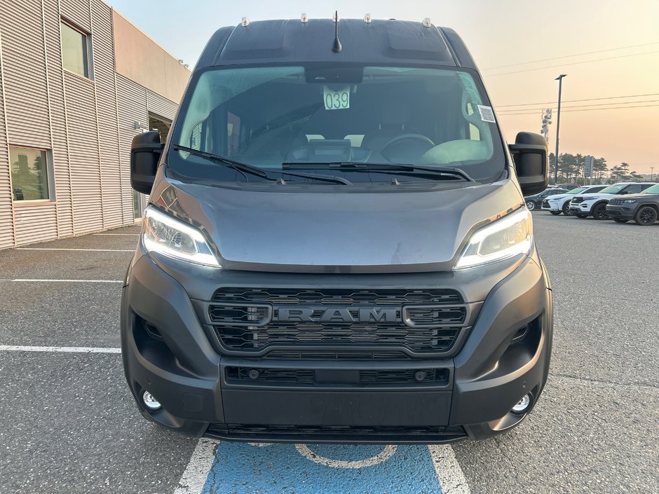2025 Ram PROMASTER CARGO VAN 3500 SLT+