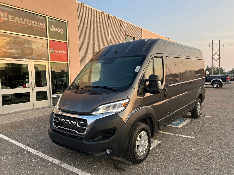 Ram PROMASTER CARGO VAN 3500 SLT+ 2025