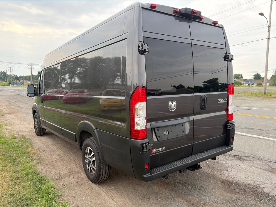 2025 Ram ProMaster Cargo Van SLT