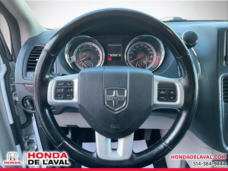 2020 Dodge Grand Caravan CREW-13