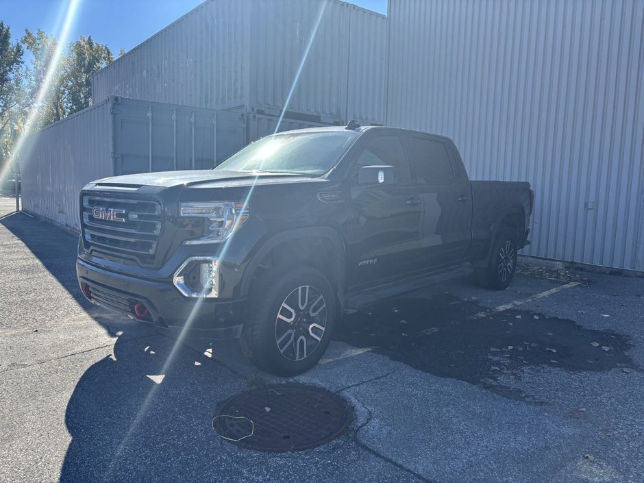 2022 GMC Sierra 1500 Limited AT4-0
