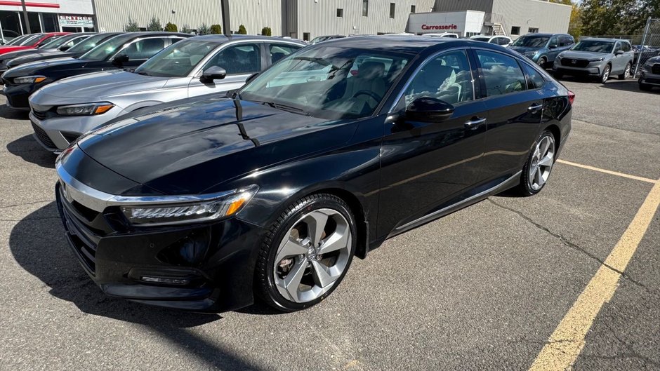 Honda Accord Sedan Touring 2018-0