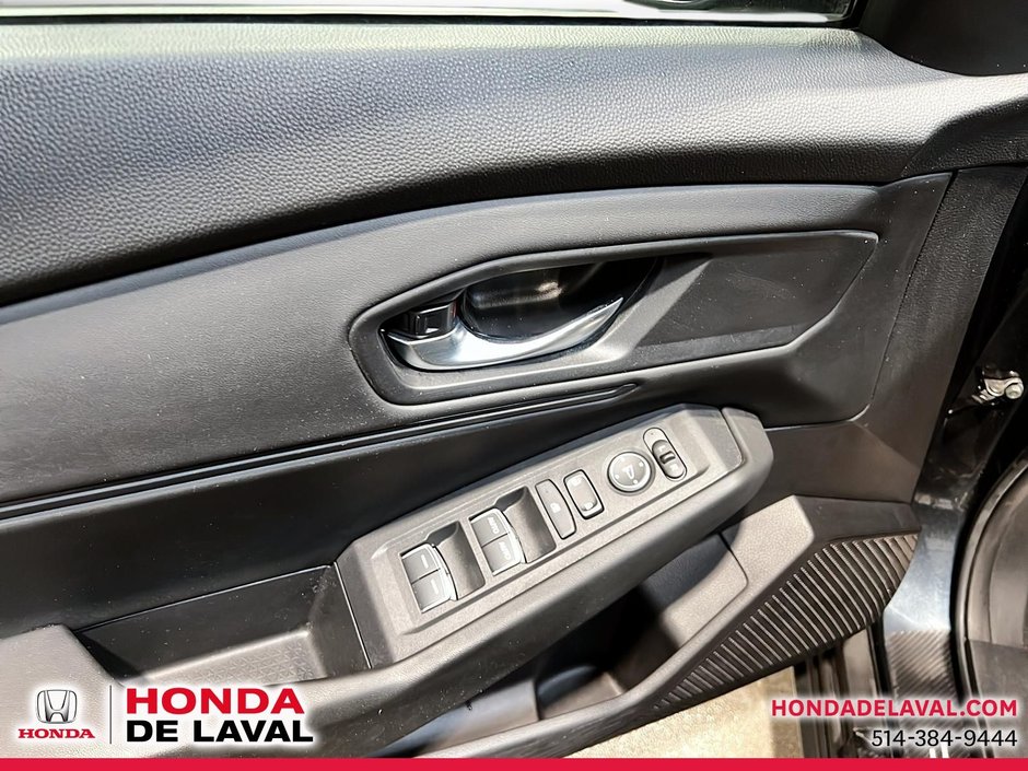 Honda Accord Sedan EX 2023-9