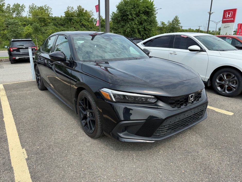 Honda Civic Hatchback Sport 2023-4