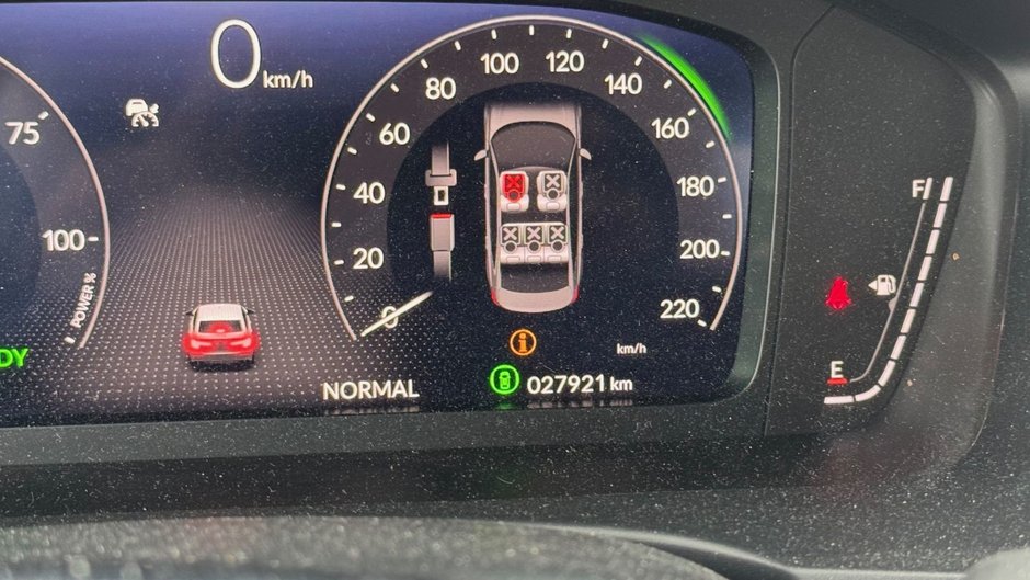 Honda Civic Sedan Hybrid Hybride Sport Touring 2025-6