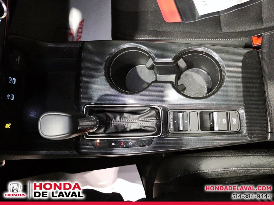 Honda Civic Sedan Hybrid Sport 2025-13