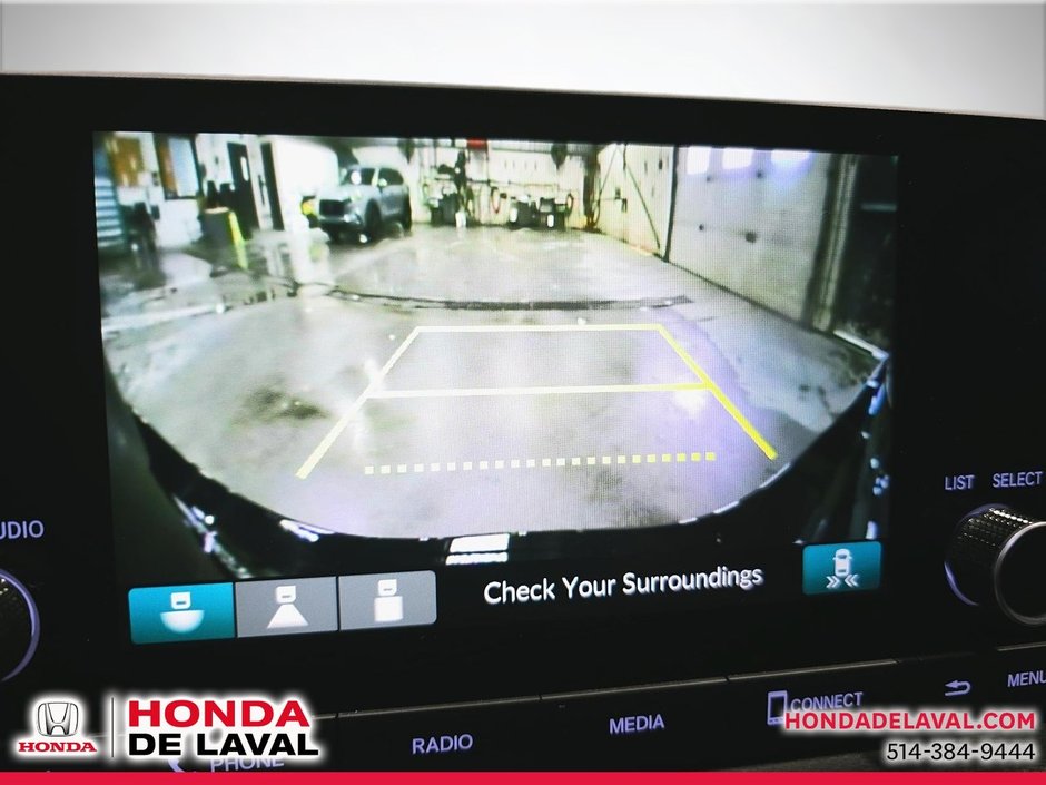 Honda Civic Sedan Hybrid Sport 2025-16