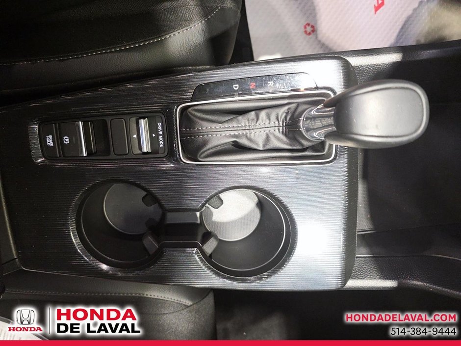 Honda Civic Sedan Hybrid Sport 2025-13