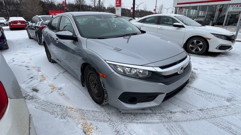 Honda Civic Sedan SE 2018-4