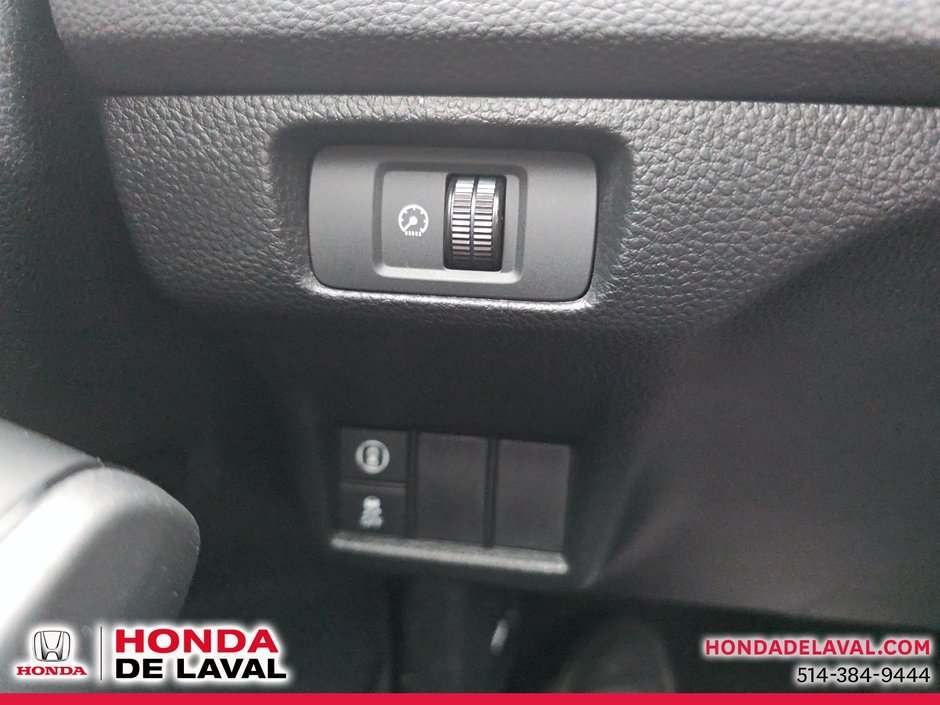 Honda Civic Sedan LX 2022-13