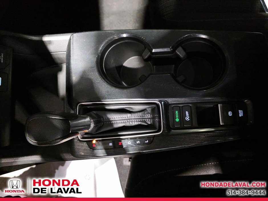 Honda Civic Sedan LX 2022-13