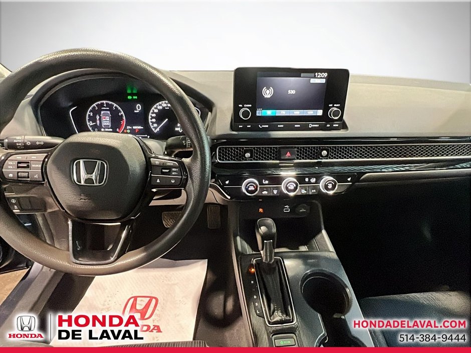 2022 Honda Civic Sedan LX-8