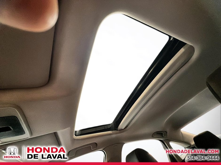 2022 Honda Civic Sedan EX-15