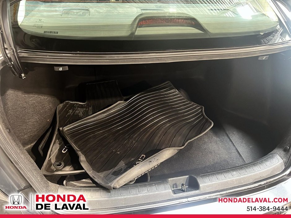 2022 Honda Civic Sedan EX-5