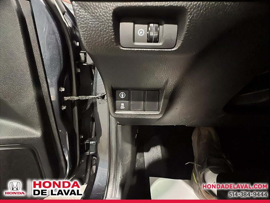 Honda Civic Sedan LX 2022-14