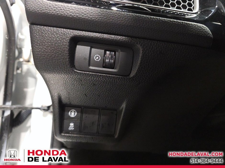 Honda Civic Sedan LX 2023-14