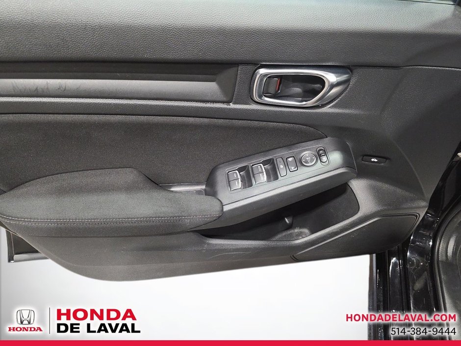 Honda Civic Sedan LX 2023-10