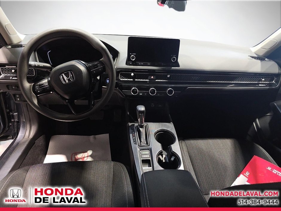 2023 Honda Civic Sedan LX-8