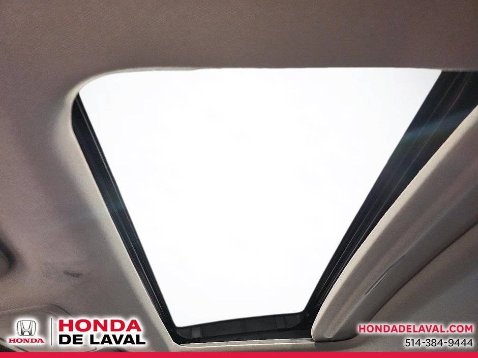 Honda Civic Sedan Touring 2024-15