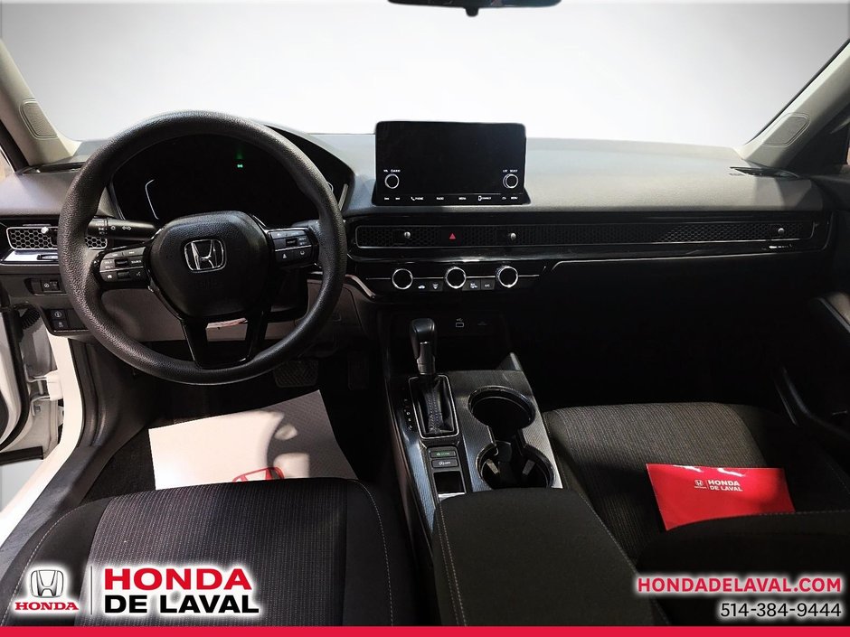 Honda Civic Sedan LX-B 2024-8