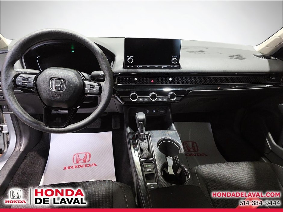 Honda Civic Sedan LX 2025-9