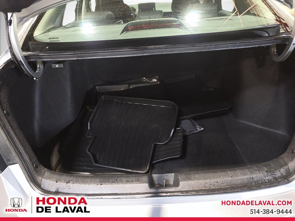 Honda Civic Sedan LX 2025-6