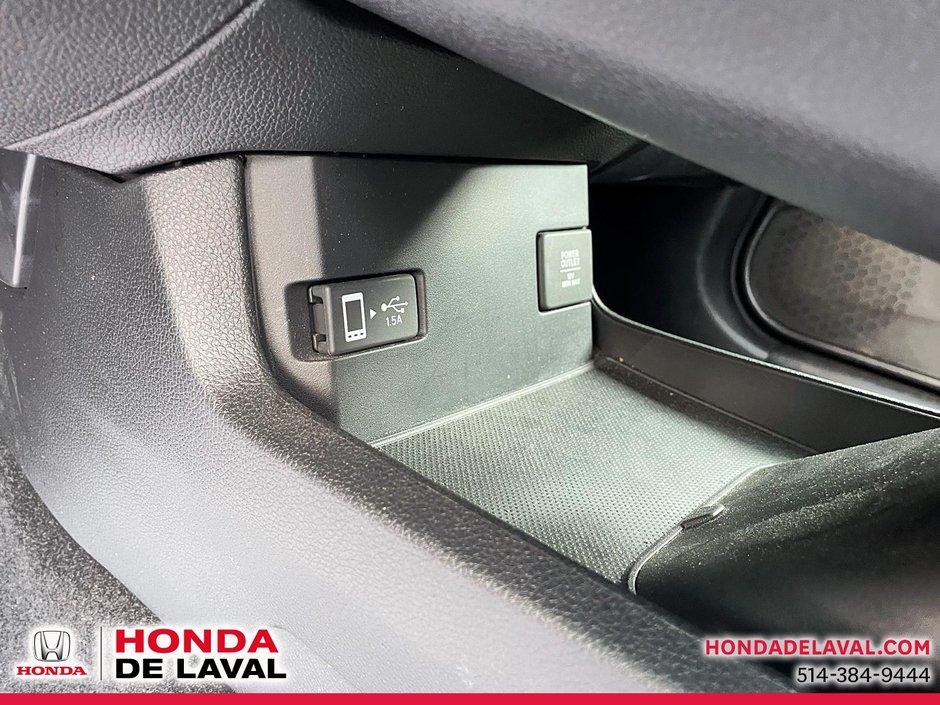 2020 Honda Civic Touring  30.180 KM-18