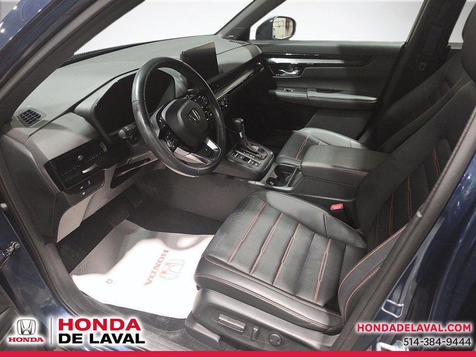 Honda CR-V Hybrid Touring 2023-8