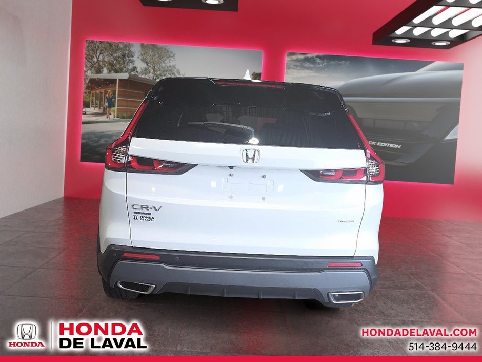 Honda CR-V Hybrid Touring 2024-3