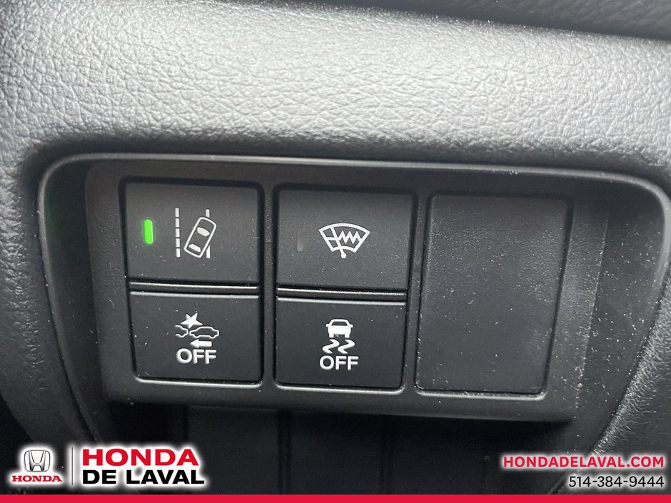 Honda CR-V LX AWD 2021-17