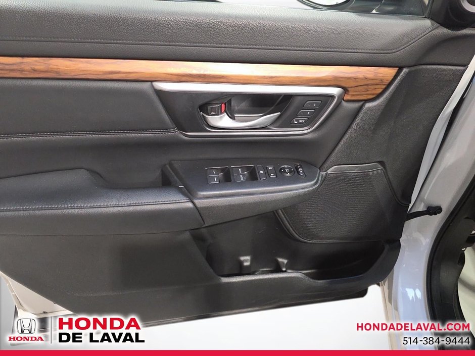 Honda CR-V Touring 2021-9