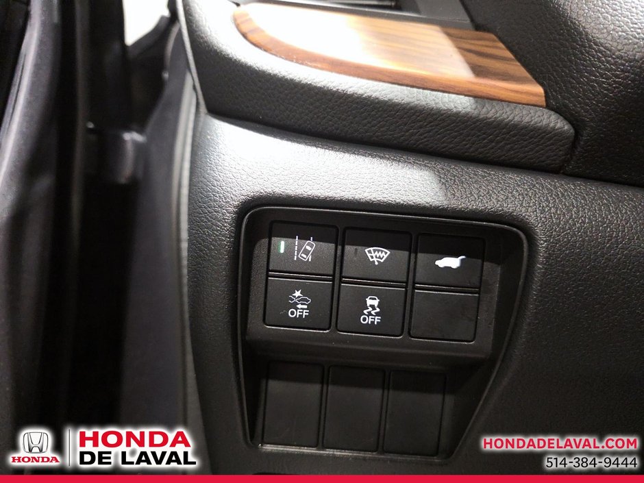 Honda CR-V Touring 2022-13