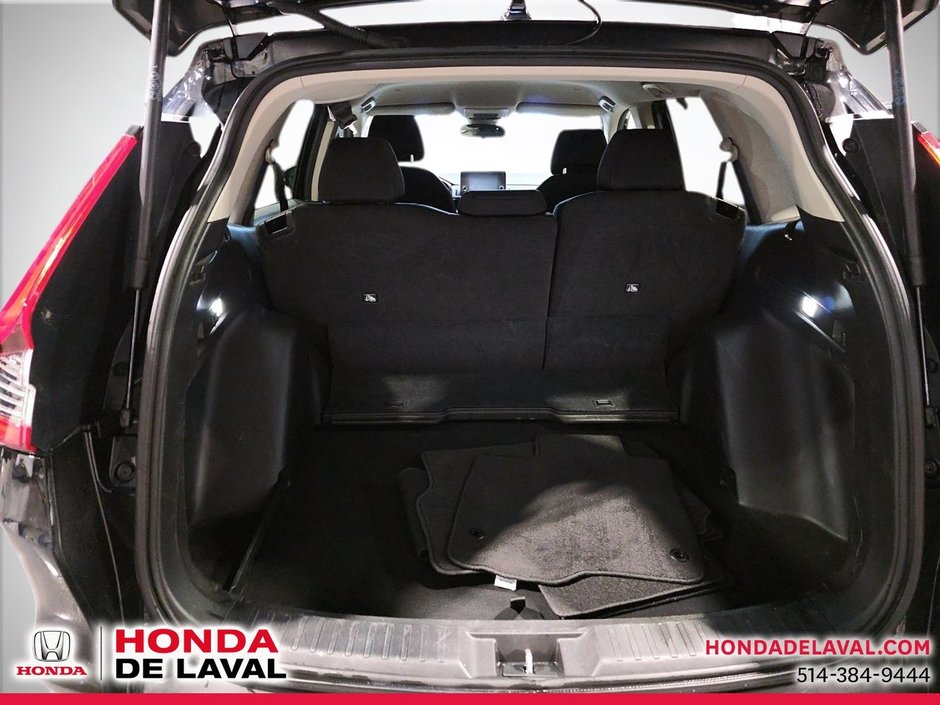 Honda CR-V LX 2023-6