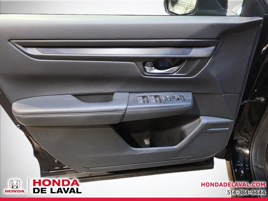 Honda CR-V LX 2023-10