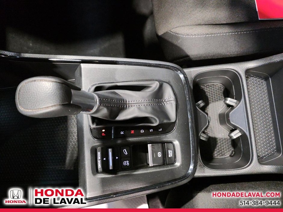 Honda CR-V LX 2023-13