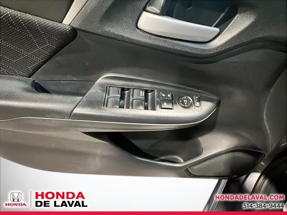 2017 Honda Fit SE-9