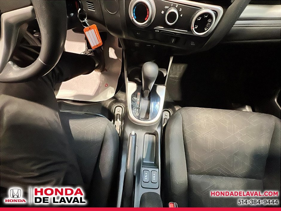 2017 Honda Fit SE-13