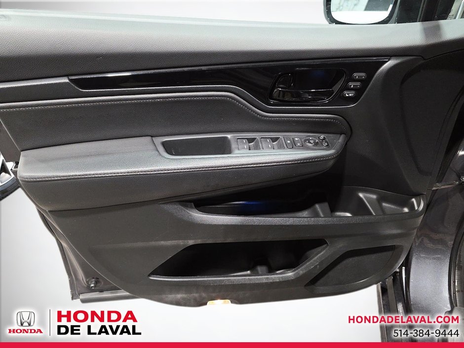 Honda Odyssey Touring 2023-9