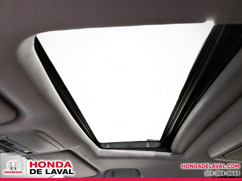 Honda Odyssey Touring 2023-15