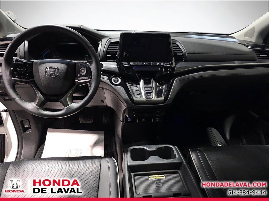 Honda Odyssey Touring 2023-9