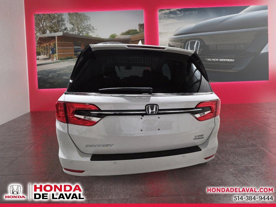 Honda Odyssey Touring 2023-3