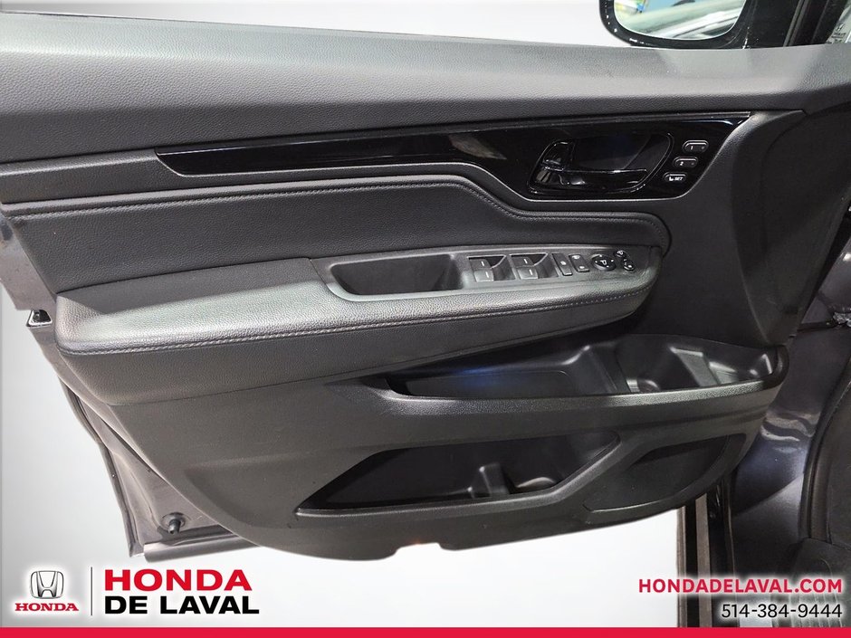 Honda Odyssey Touring 2024-10